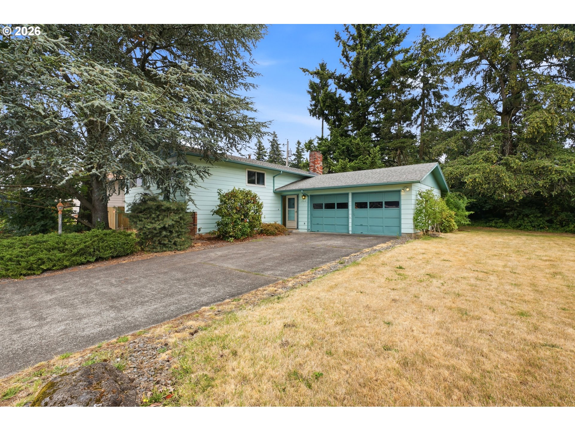 17610 NE MULTNOMAH DR