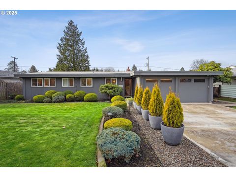 Photo of 1935 SW Wynwood Ave, Portland, OR 97225 (MLS # 278740427)
