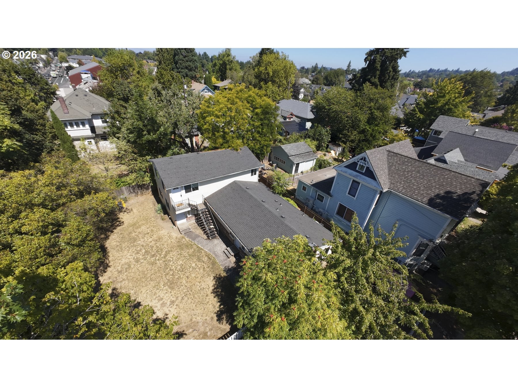 3907 SE SALMON ST