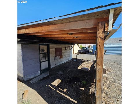 A home in The Dalles