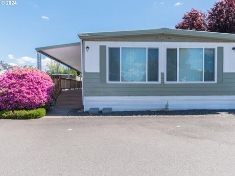 A home in Gresham