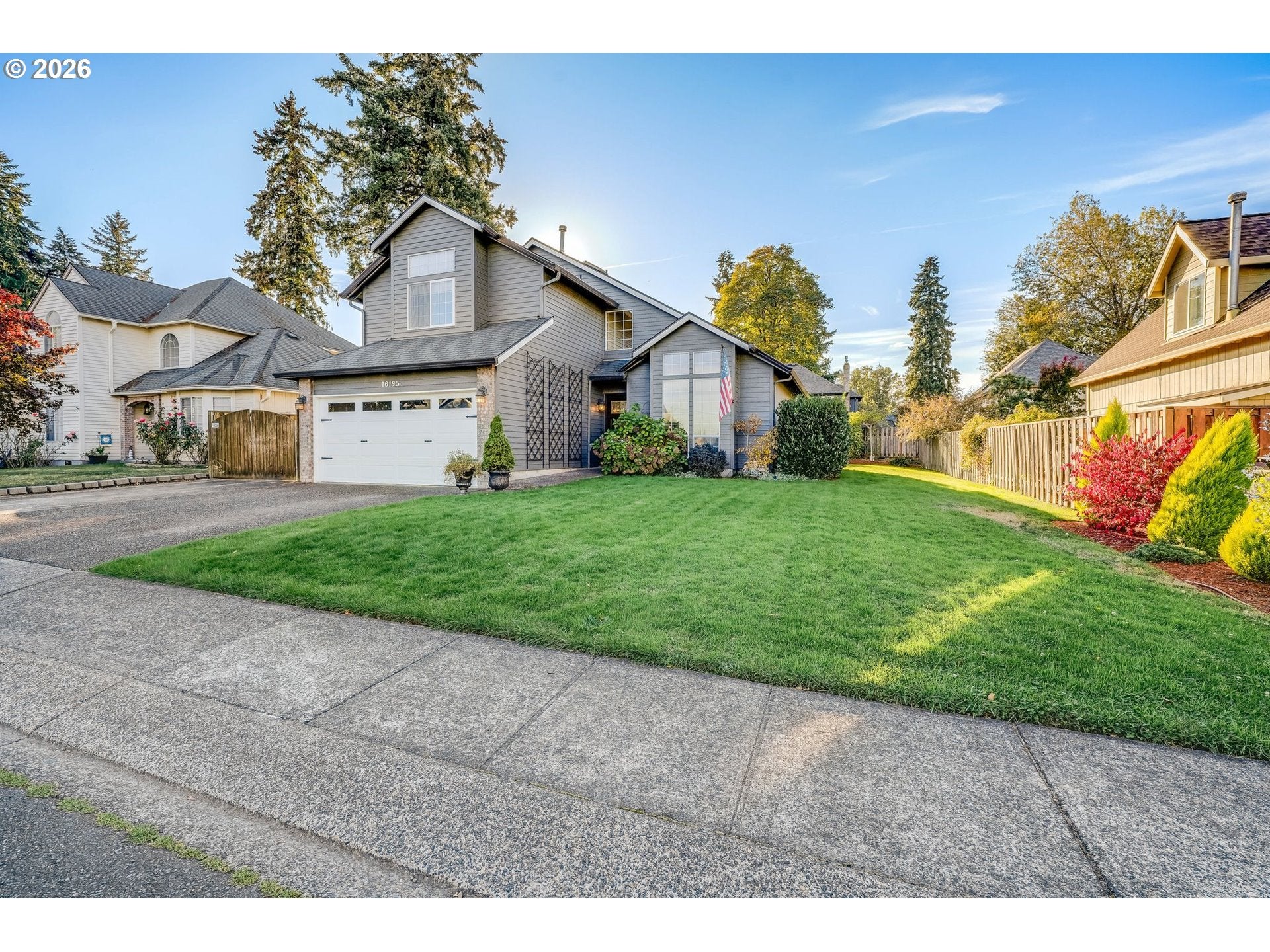 16195 SE LILLIAN CT