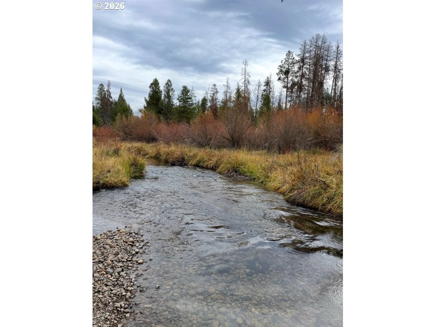19 Two Rivers RD