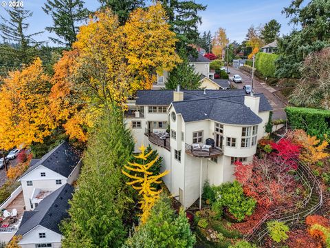 1716 SW HIGH ST Portland OR 97201