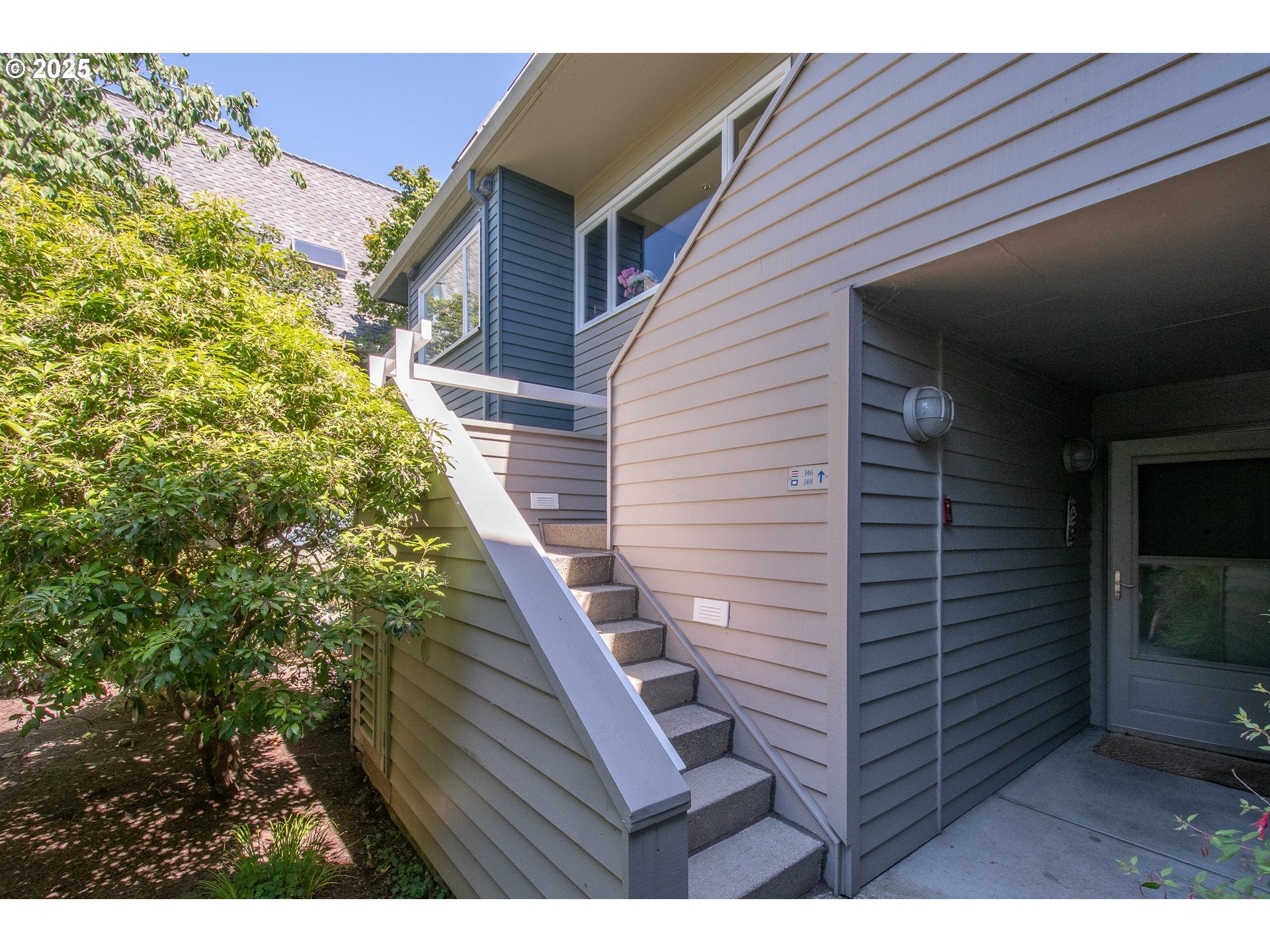 148 N Hayden Bay DR 148