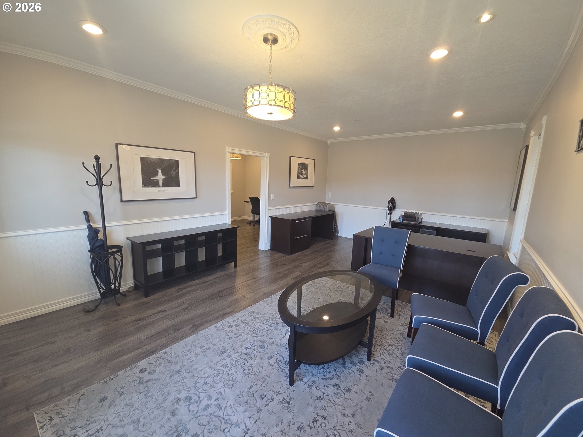 722 N MAIN AVE