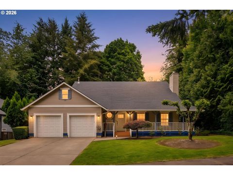 Photo of 13217 SE Blackberry Cir, Portland, OR 97236 (MLS # 633055410)