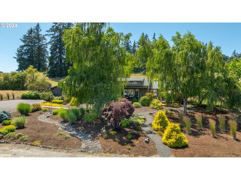 A home in Yamhill