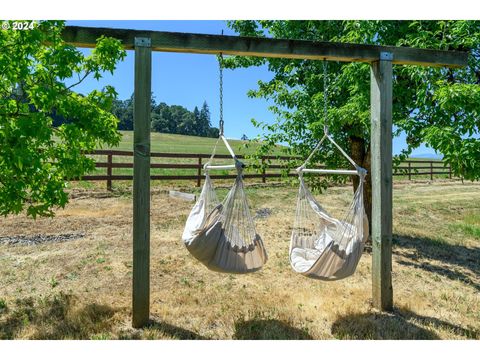 A home in Yamhill