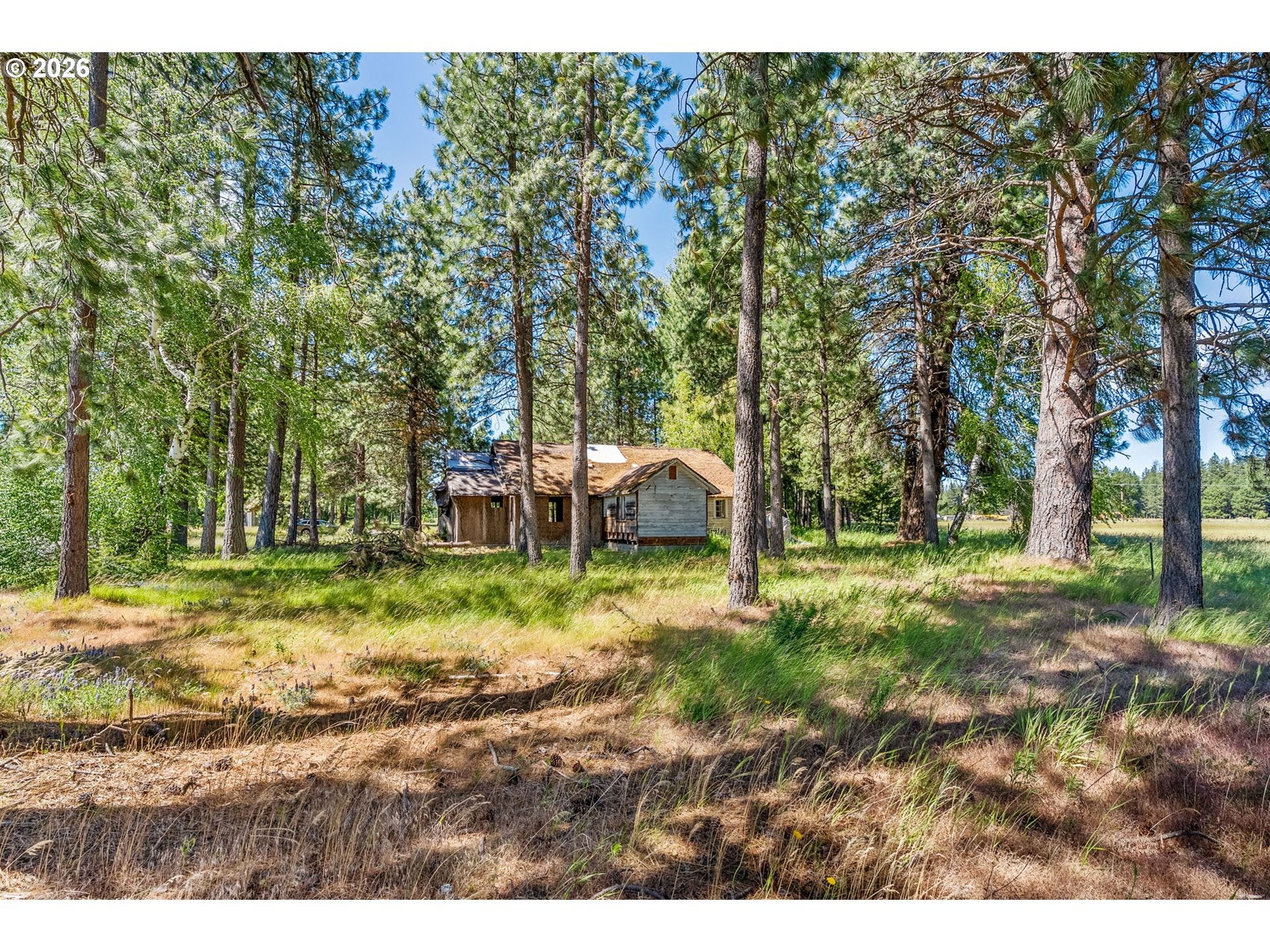 18 LAKESIDE RD