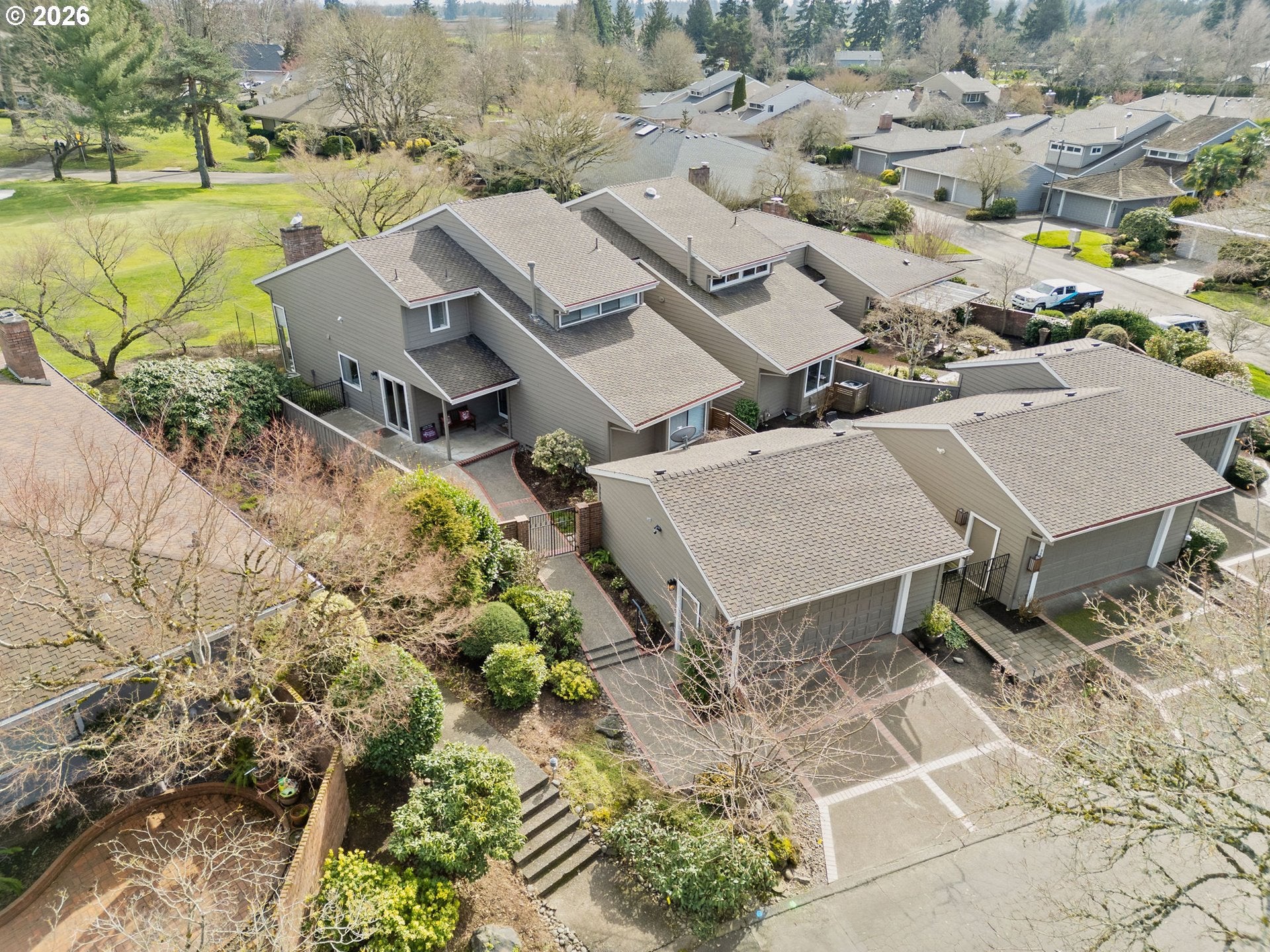 32540 SW LAKE POINT CT