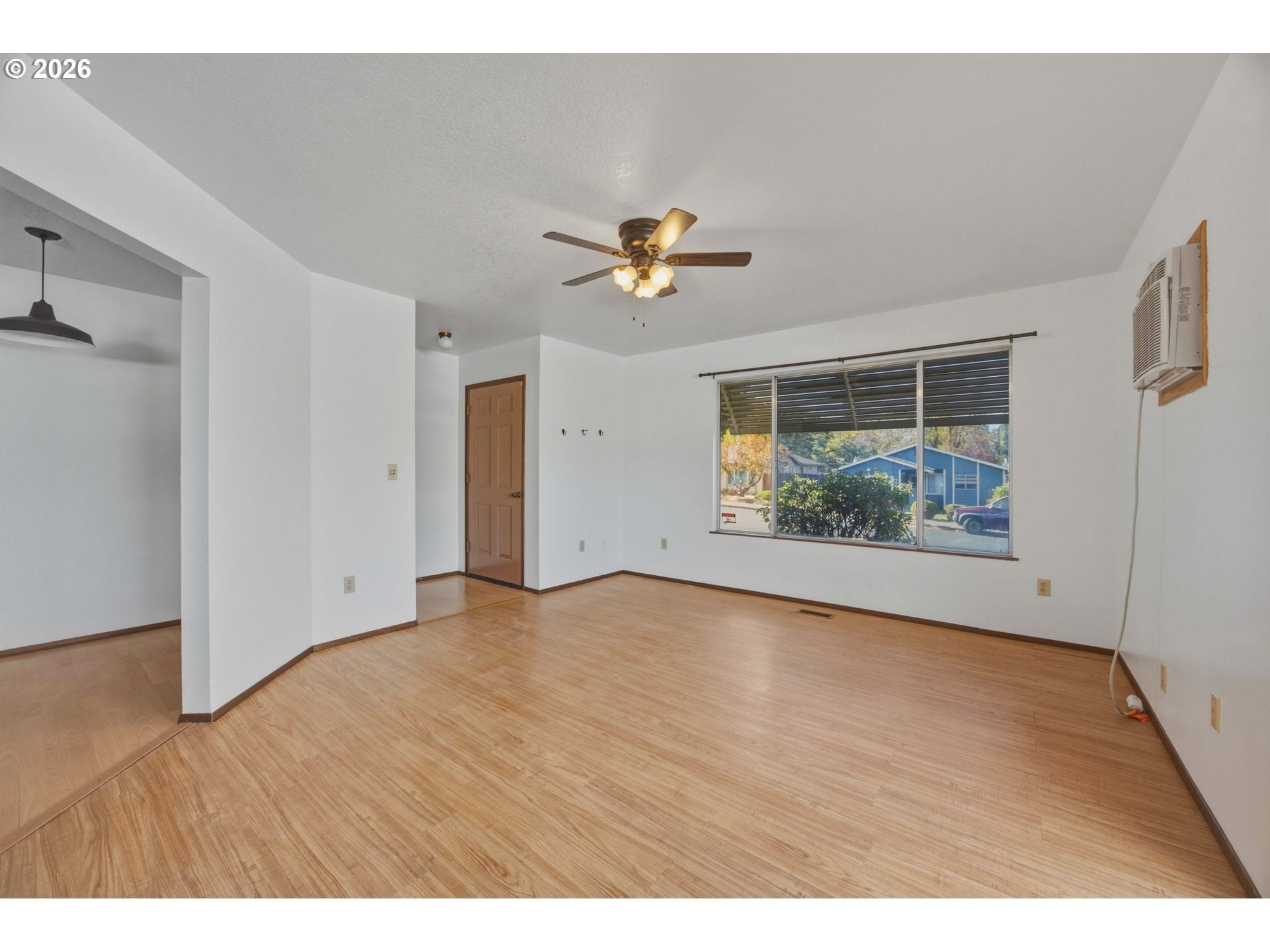 632 SHERMAN DR