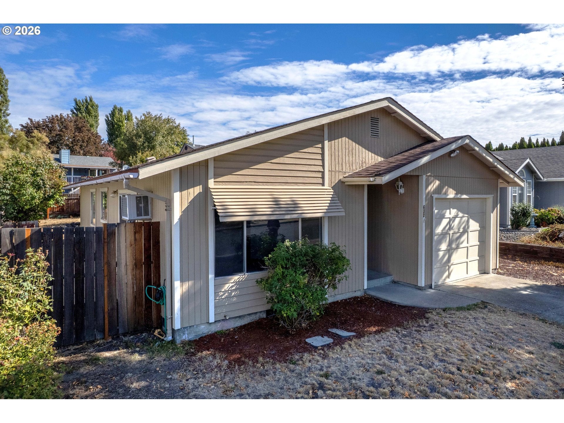 632 SHERMAN DR