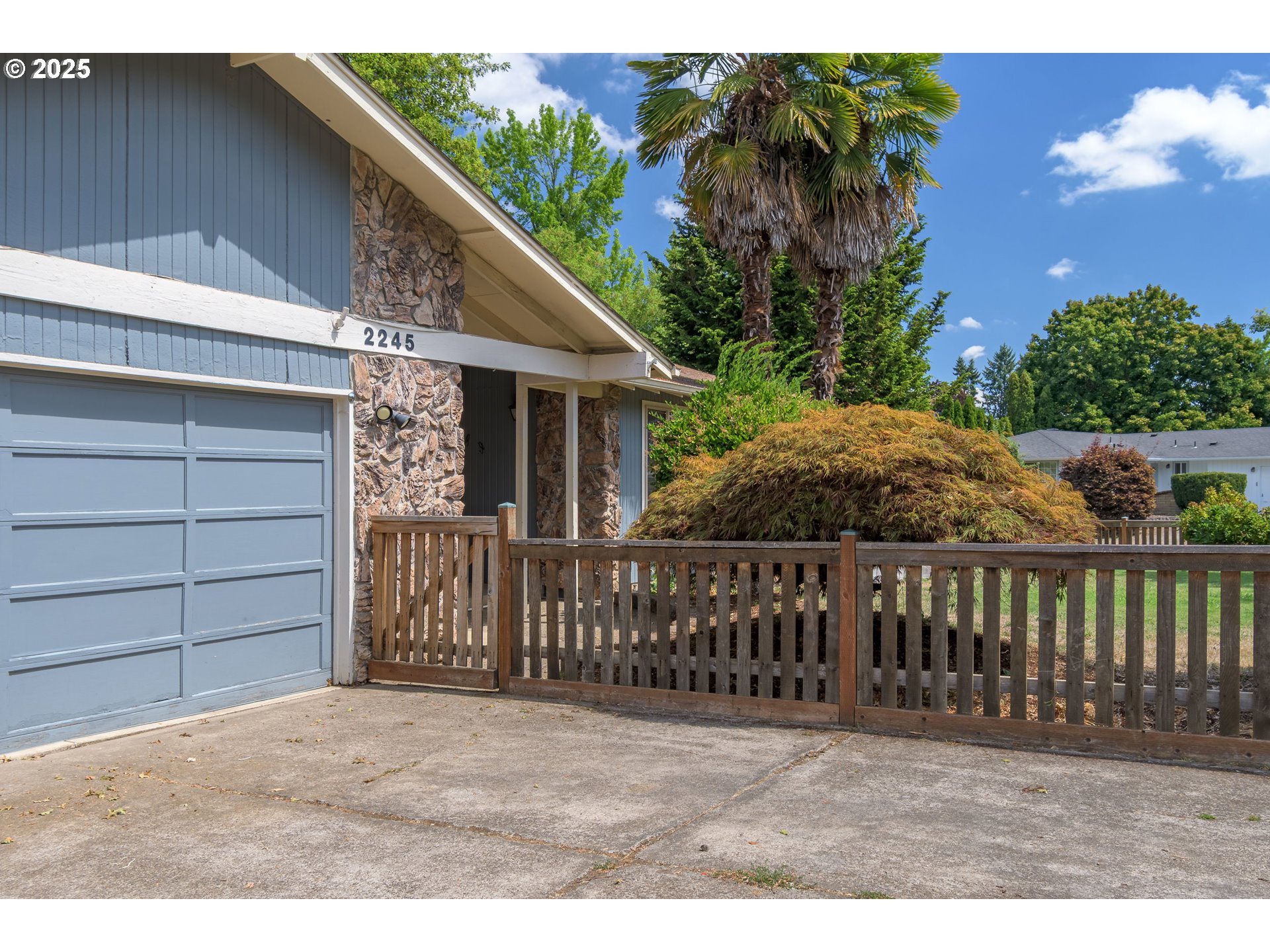2245 PRINCETON DR