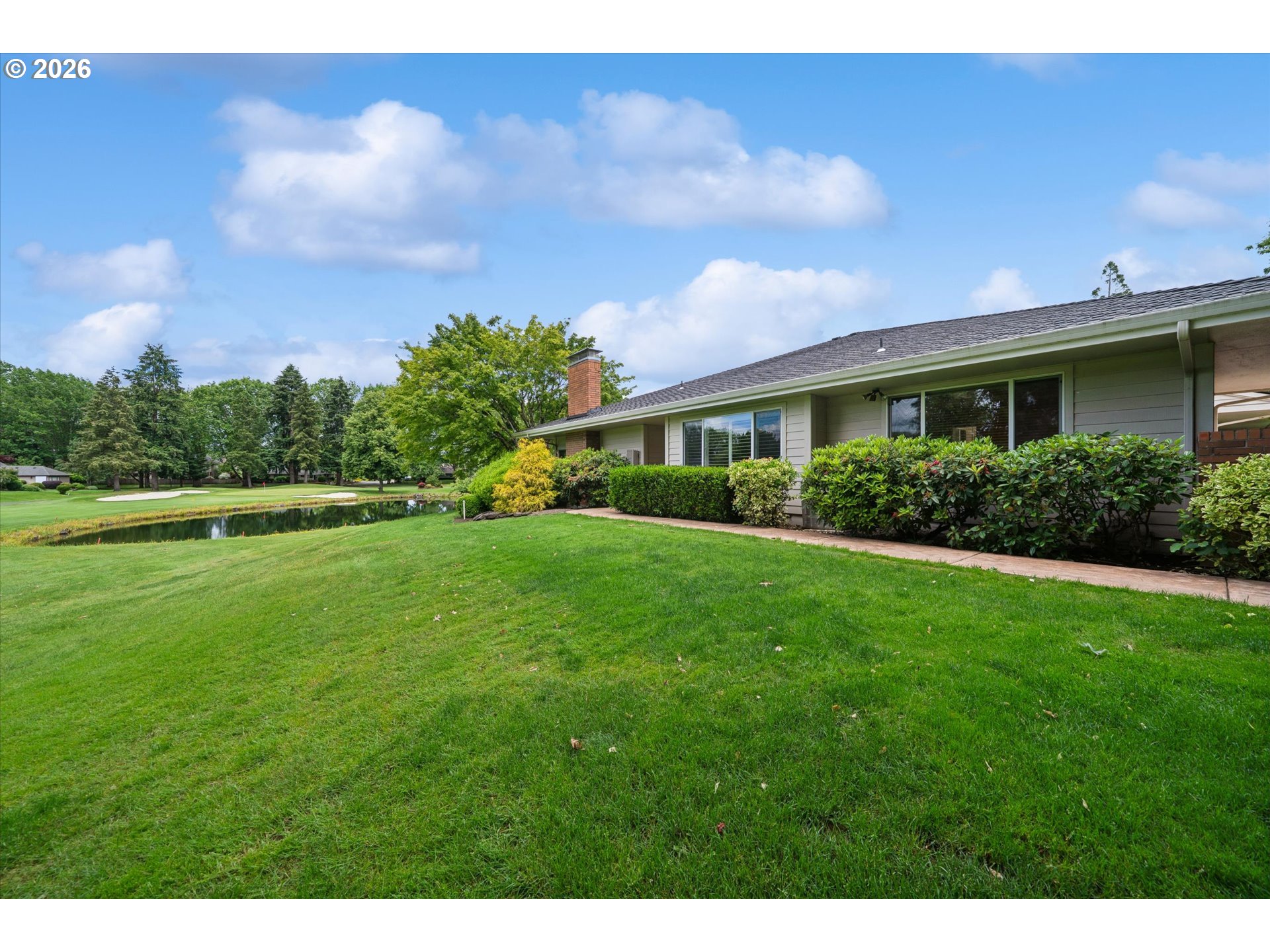 7177 SW LAKE BLUFF CT