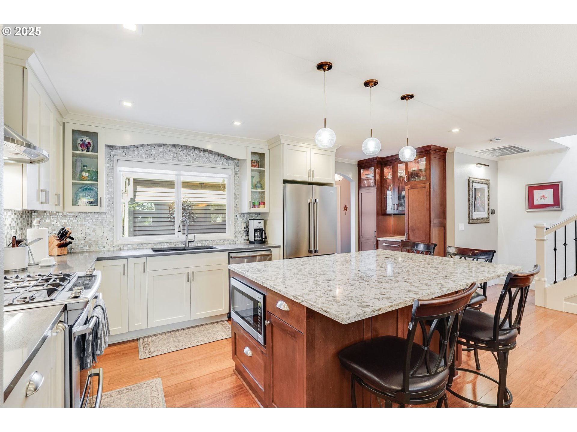 92 GREENRIDGE CT