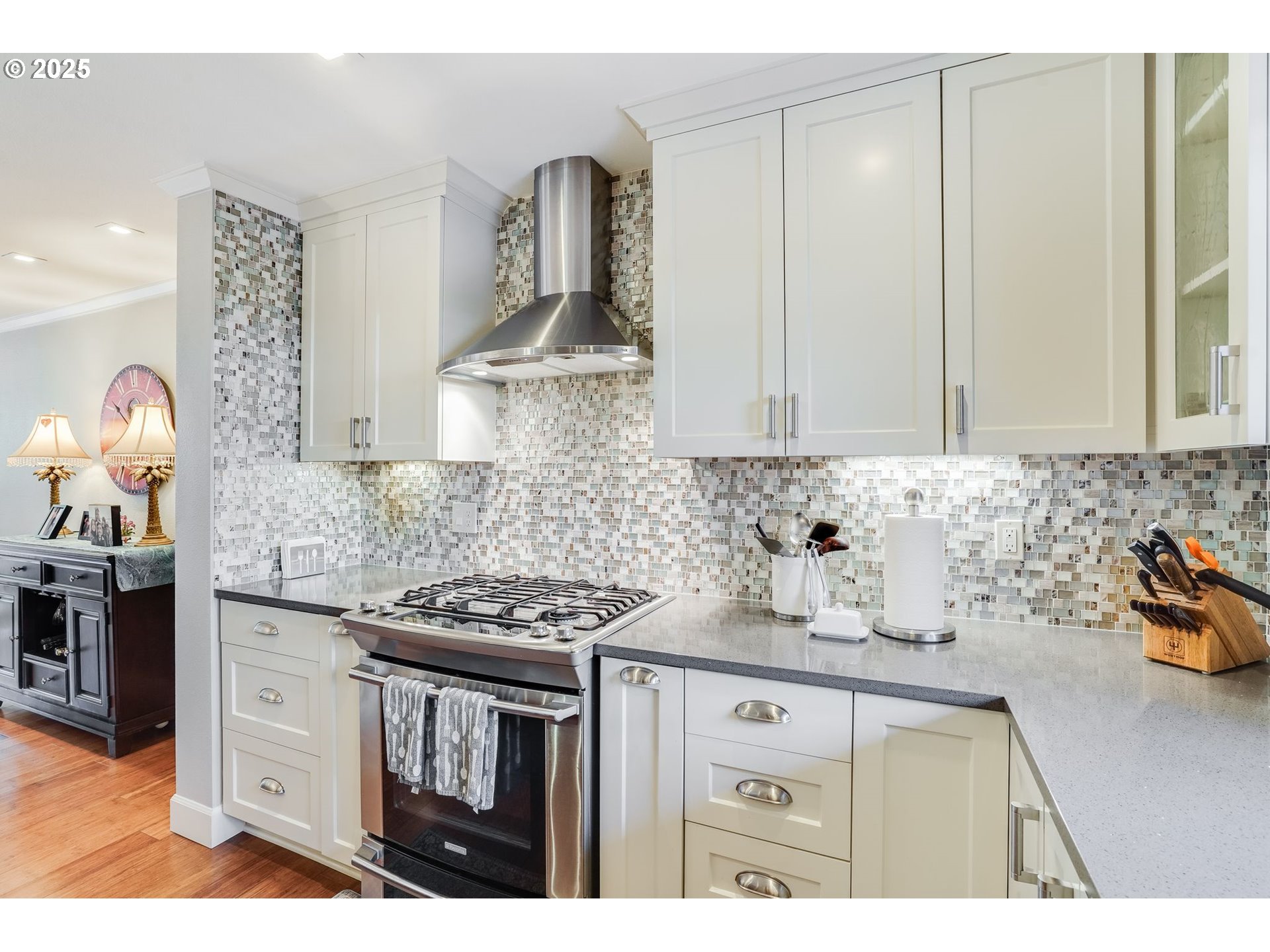 92 GREENRIDGE CT