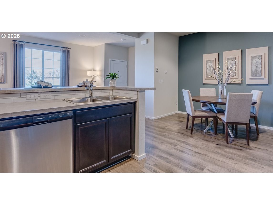 2358 SE PALMQUIST RD