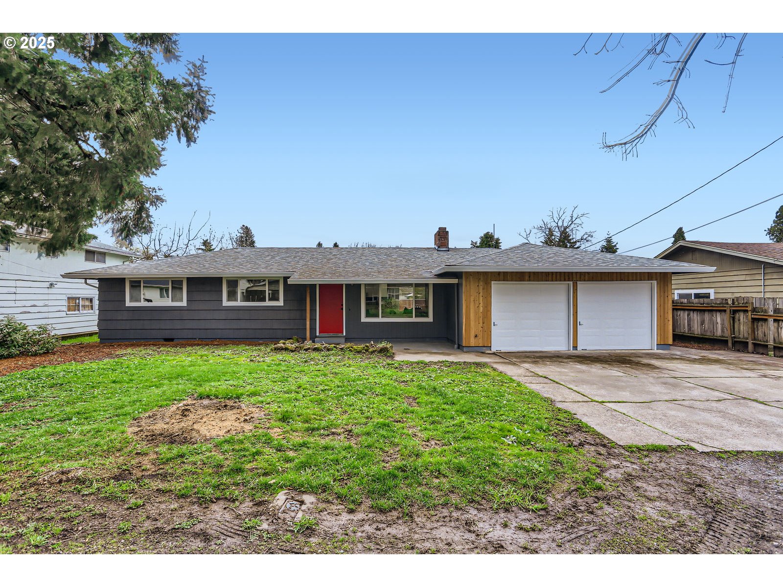 2700 SE WALNUT ST