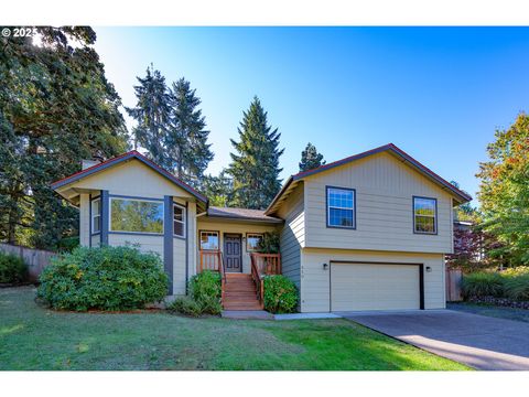 350 DELLWOOD DR Eugene OR 97405