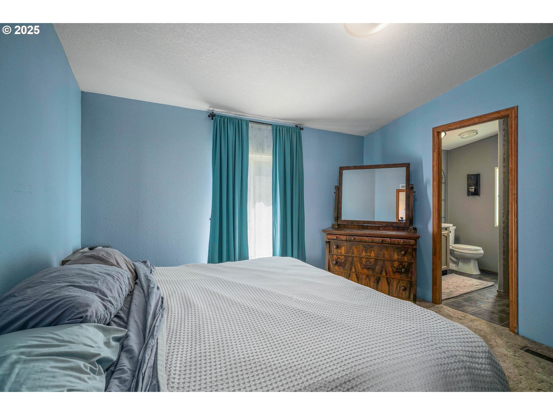 1655 S ELM ST 3