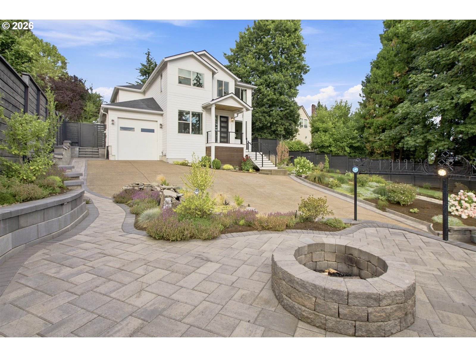 1201 ROSEMONT RD