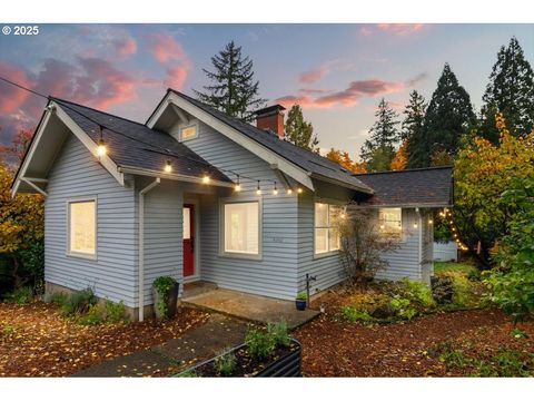 8342 SW 41ST AVE Portland OR 97219