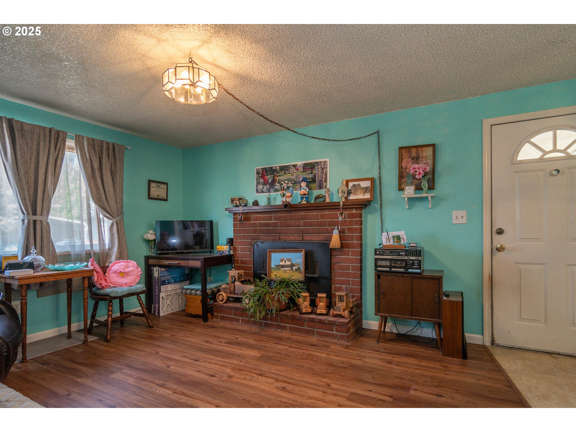 2065 BEL AIR CT