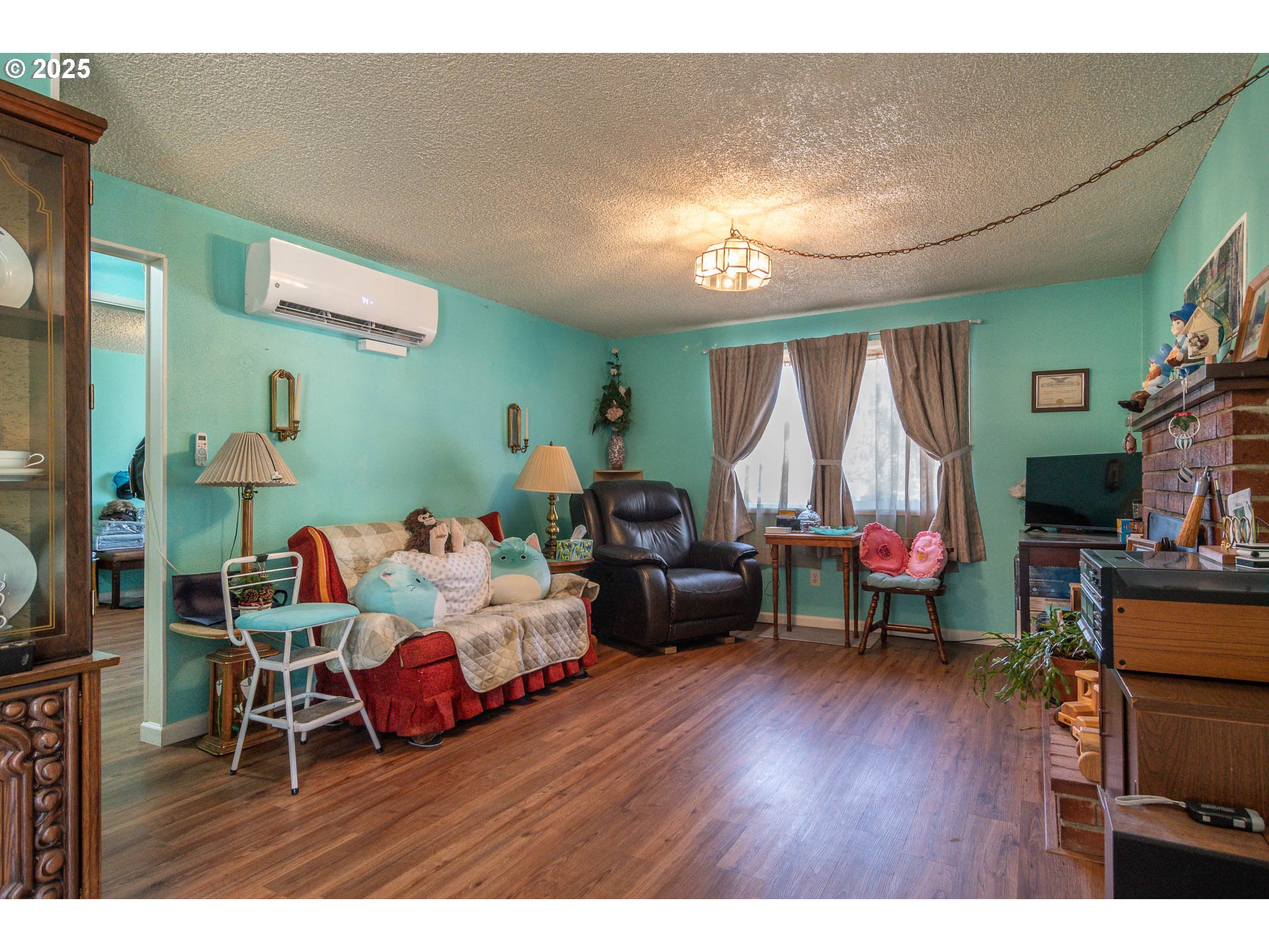 2065 BEL AIR CT