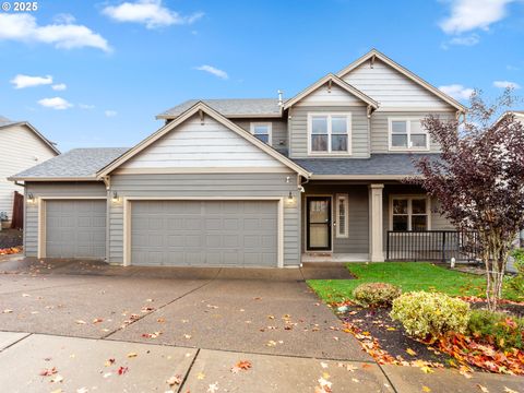 Photo of 310 SW Mt Adams St, McMinnville, OR 97128 (MLS # 400822365)