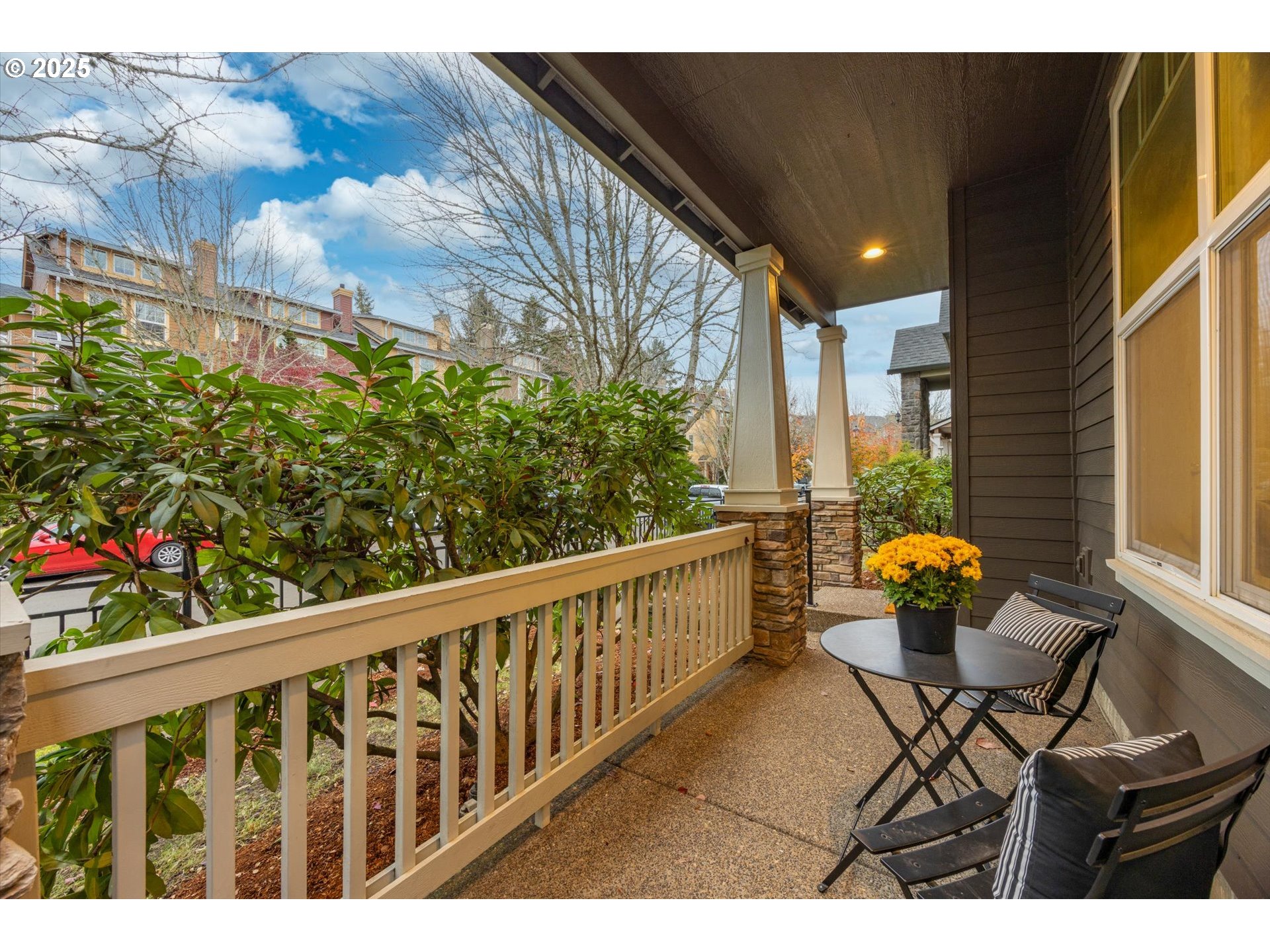 5658 NE ORENCO GARDENS DR