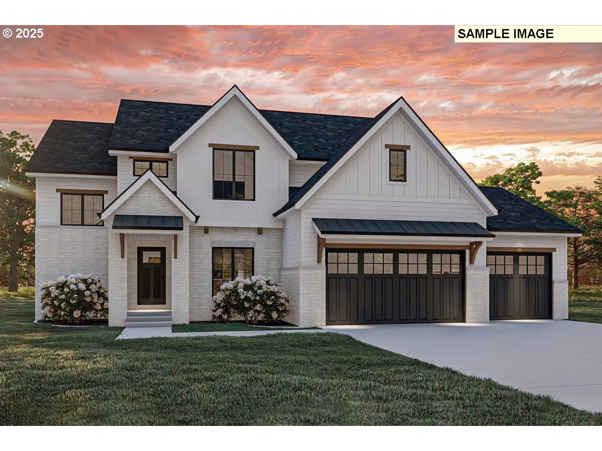 693 NW HALIFAX ST LOT 9