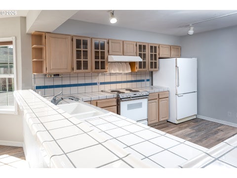 Tiny photo for 115 S 3rd St, Creswell, OR 97426 (MLS # 210527120)