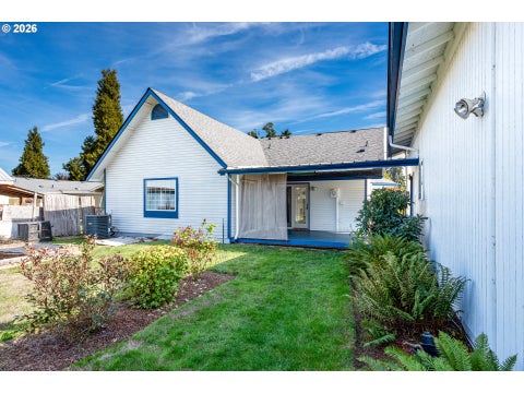 Tiny photo for 115 S 3rd St, Creswell, OR 97426 (MLS # 210527120)