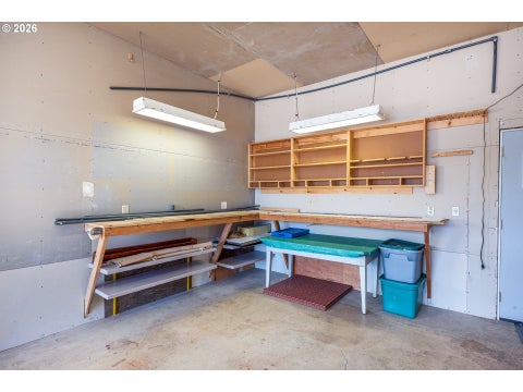 Tiny photo for 115 S 3rd St, Creswell, OR 97426 (MLS # 210527120)