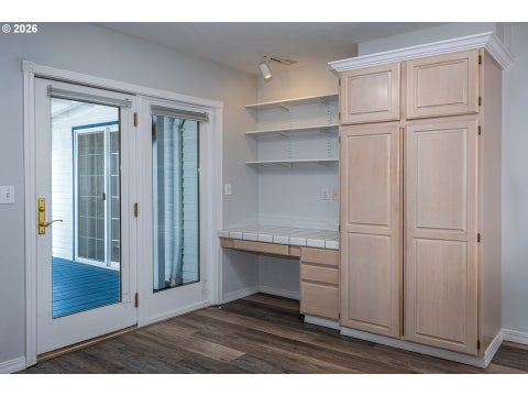 Tiny photo for 115 S 3rd St, Creswell, OR 97426 (MLS # 210527120)