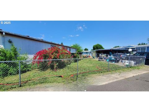 A home in Roseburg