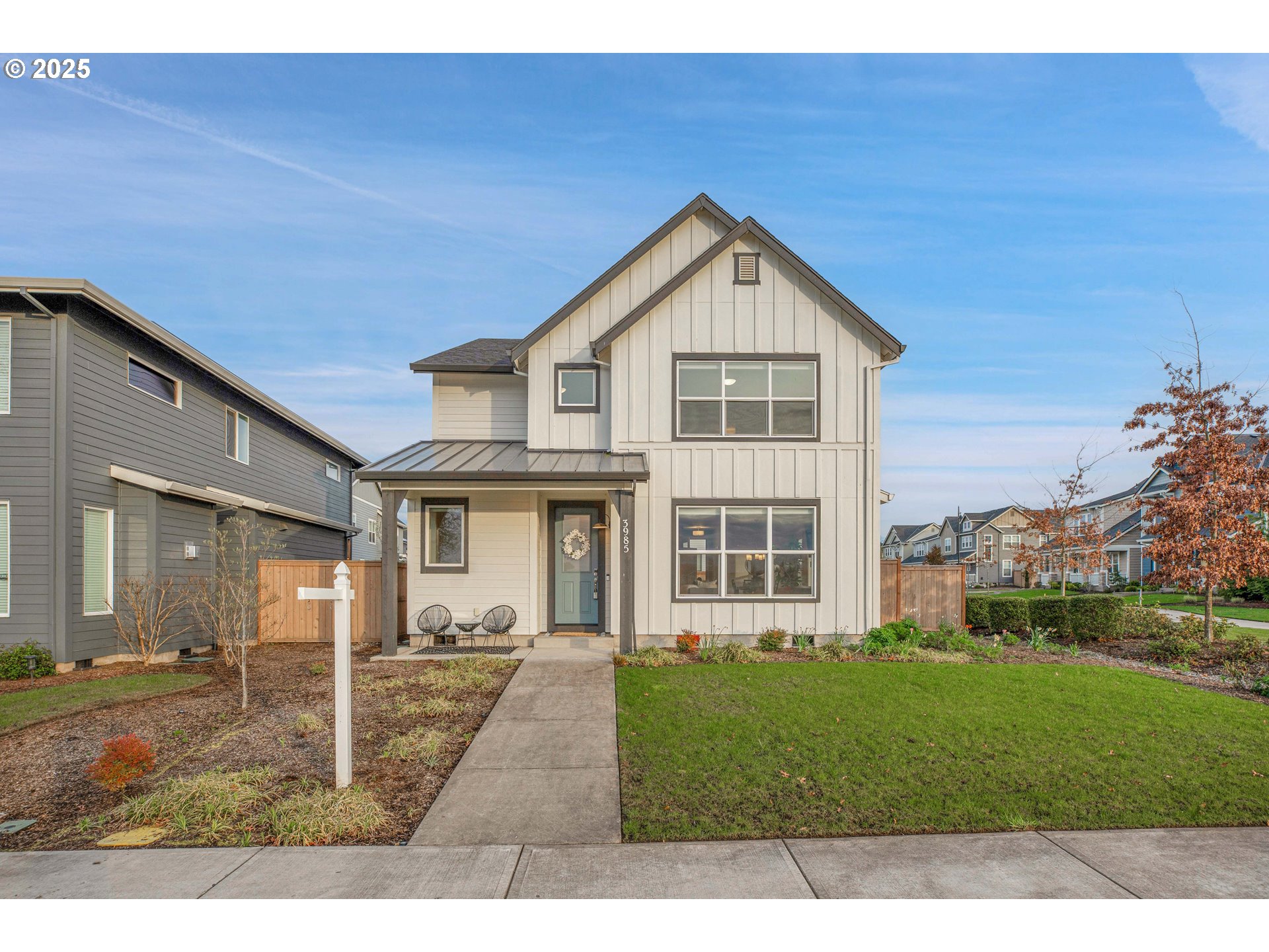 3985 SE LOSTINE LN