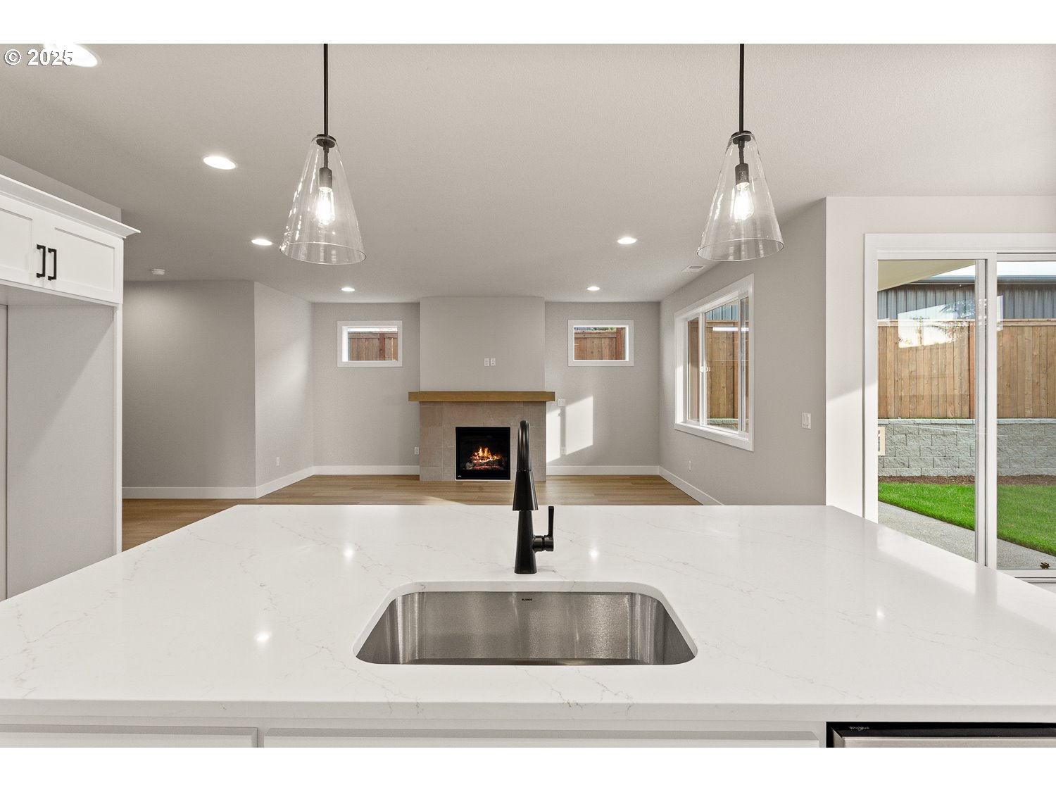 7212 SW Windflower ST