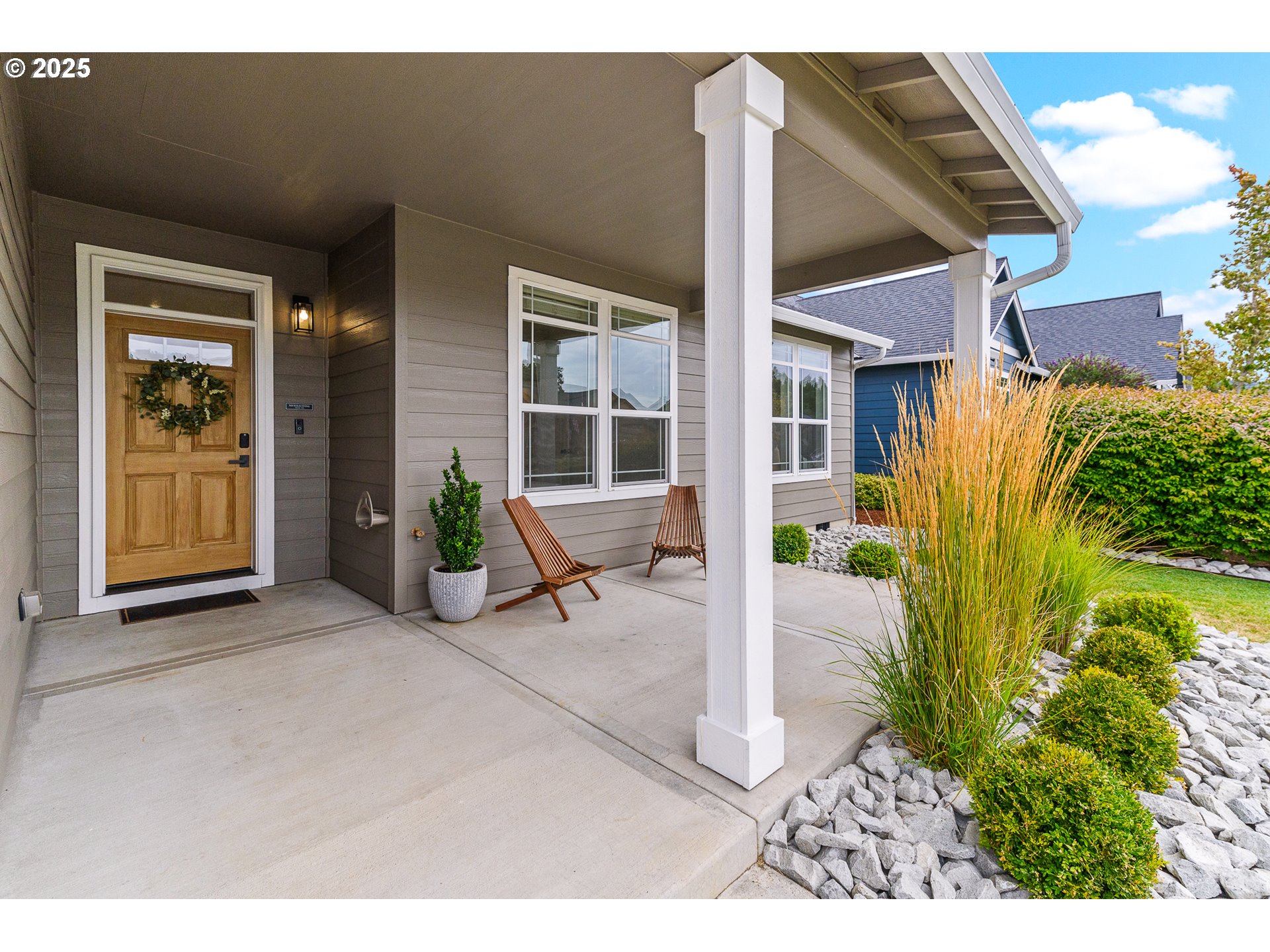 440 TWIN FLOWER DR