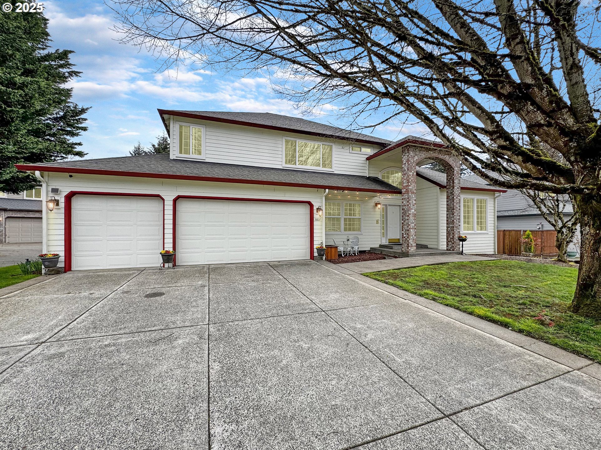 3807 SE 184TH CT