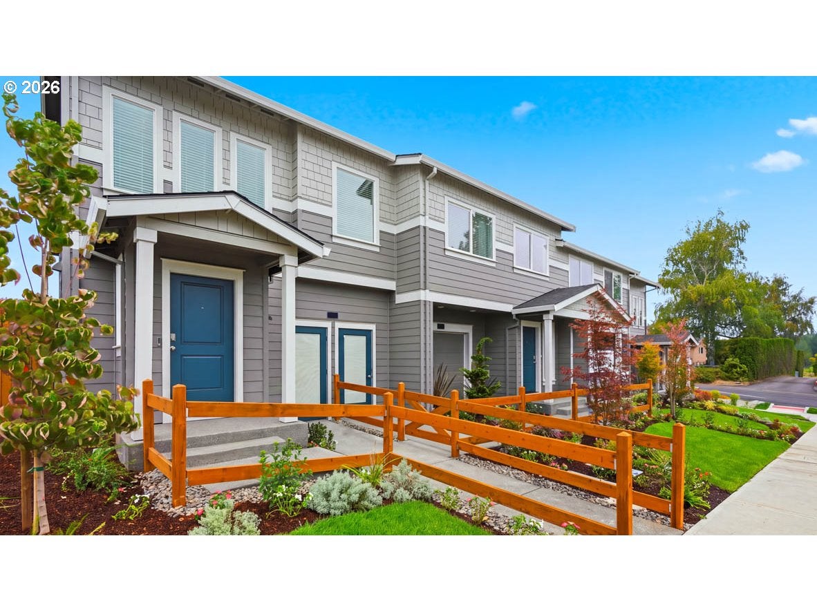 1407 SE ROSEFINCH AVE