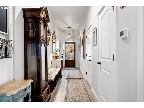 Tiny photo for 368 Hillegas Ave, Creswell, OR 97426 (MLS # 459506977)