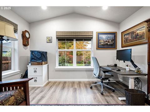 Tiny photo for 368 Hillegas Ave, Creswell, OR 97426 (MLS # 459506977)