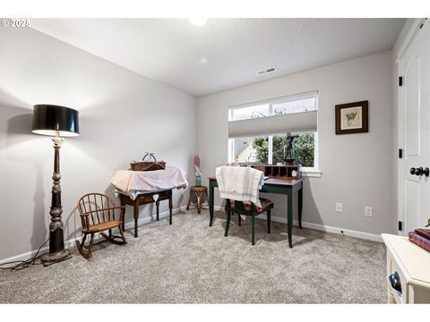 Tiny photo for 368 Hillegas Ave, Creswell, OR 97426 (MLS # 459506977)