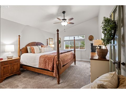 Tiny photo for 368 Hillegas Ave, Creswell, OR 97426 (MLS # 459506977)