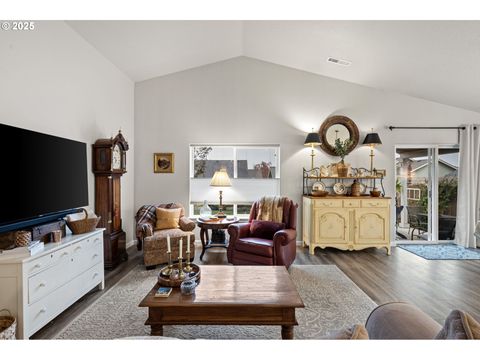 Tiny photo for 368 Hillegas Ave, Creswell, OR 97426 (MLS # 459506977)