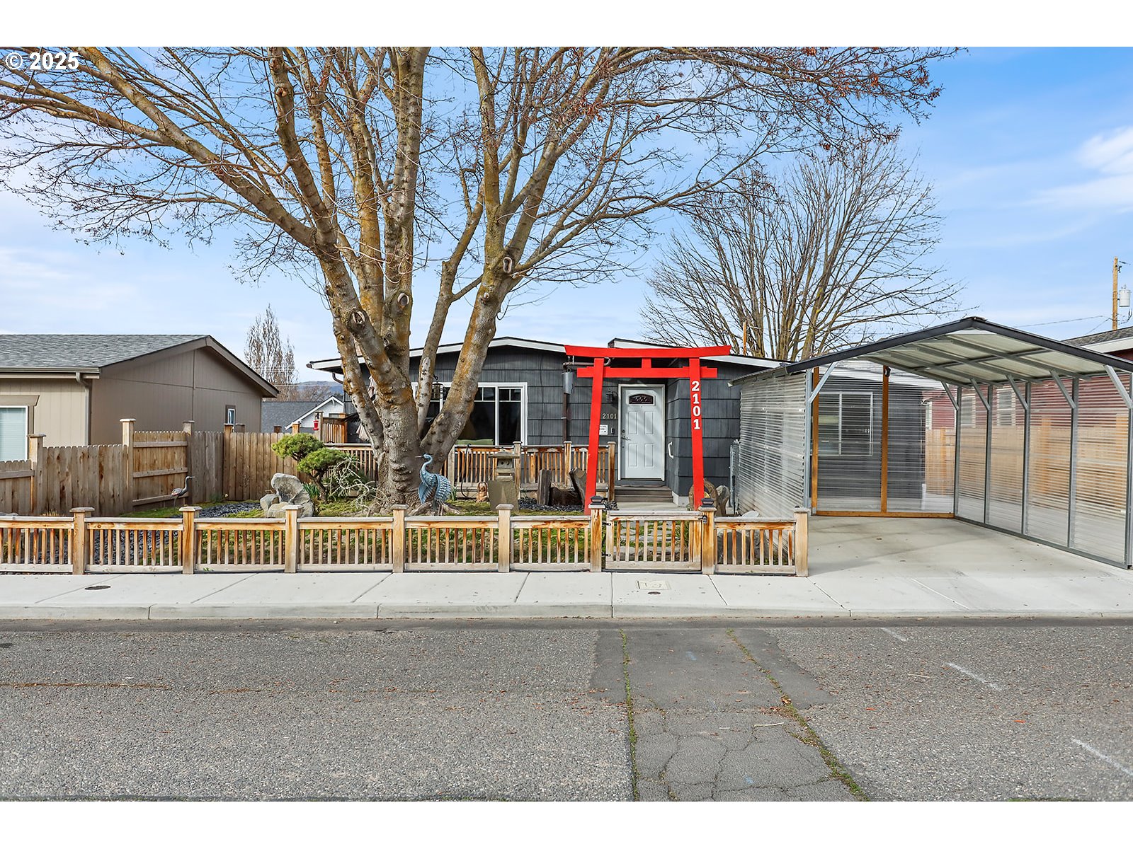 Listing image 4