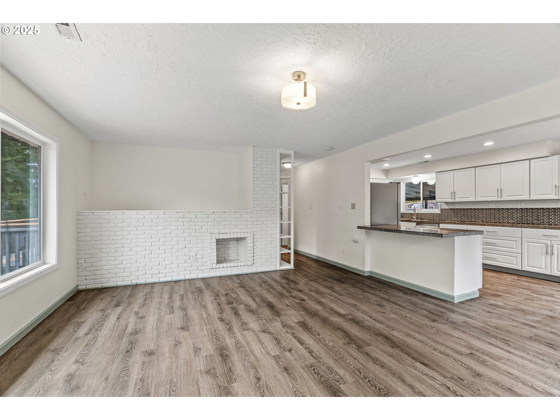 652 RAGLAND RD