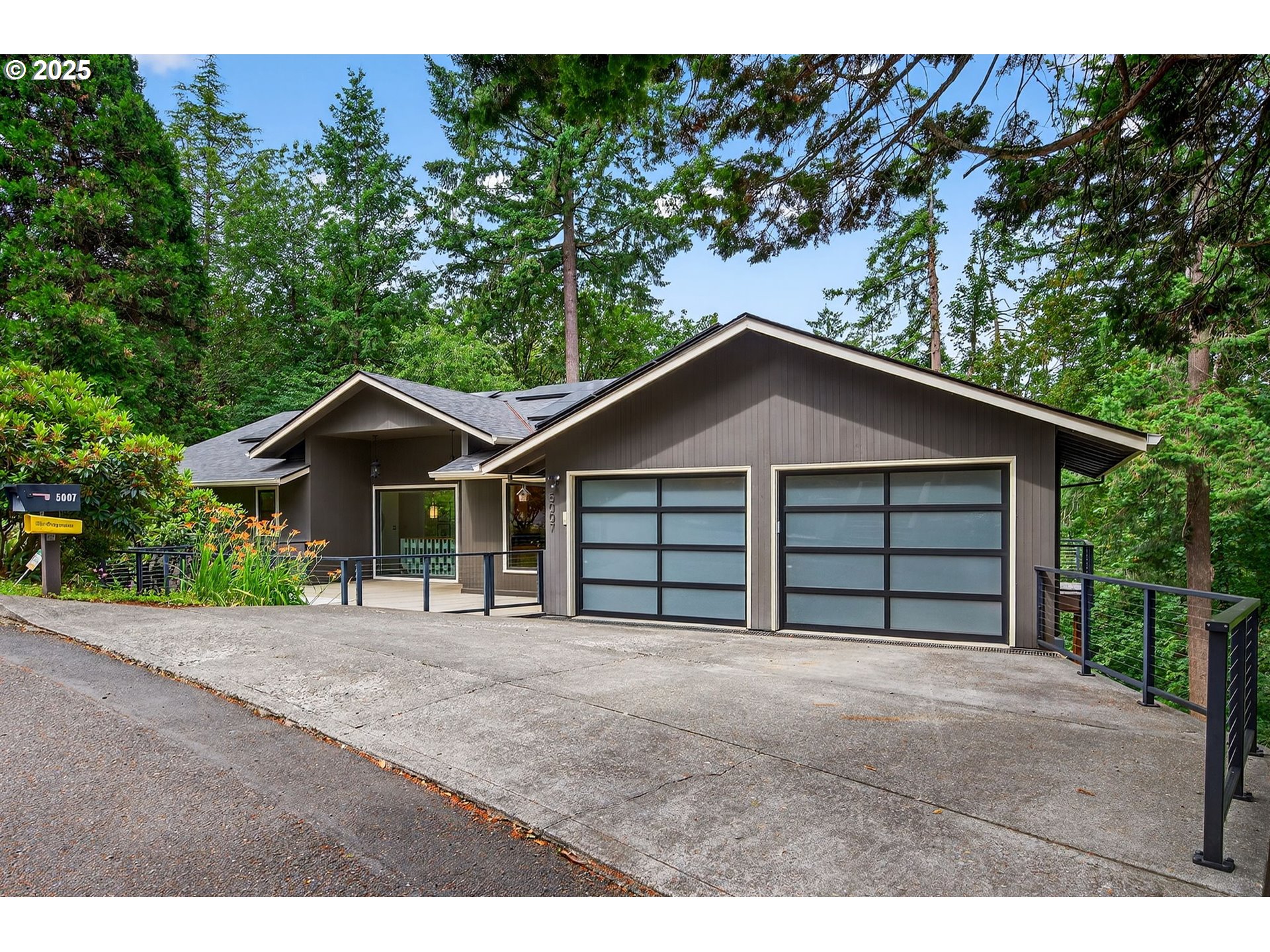 5007 SW HUMPHREY PARK RD